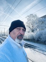 A picture of a participant who wants to get to know each other and get married